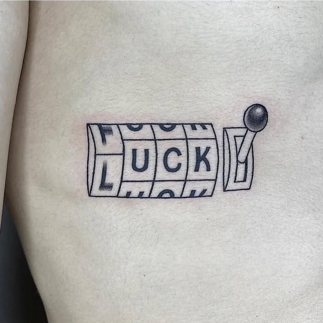 ԼСҡ˺LUCKӢͼ